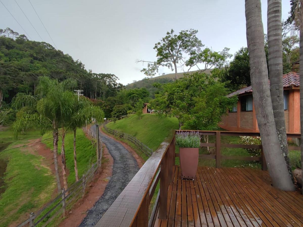 Pousada Estancia Shangri-La Cunha Exterior photo